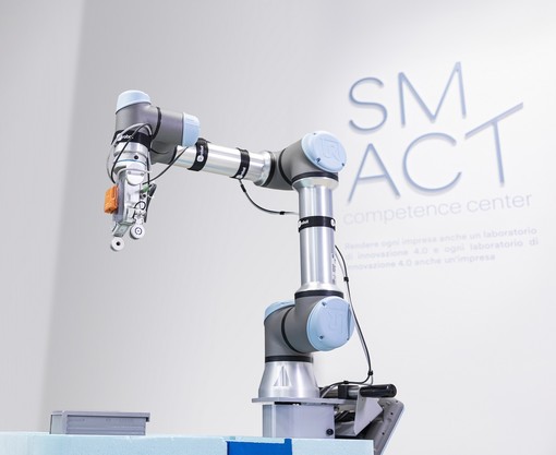 Robotica antropocentrica: Universita' di Bolzano, centro di competenza Smact ed Eos Solutions uniti per realizzare la Factory 5.0 a misura d'uomo