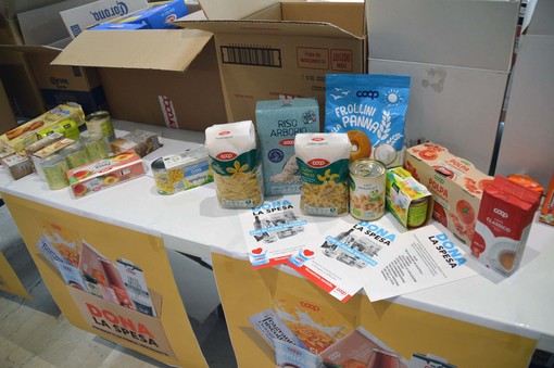 Raccolta solidale di Coop Liguria: donate 34 tonnellate di alimenti, di cui 2,2 in provincia di Imperia