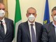 Il presidente Silb Liguria Fasciolo, a sinistra, col sottosegretario Costa e il presidente Silb nazionale Pasca