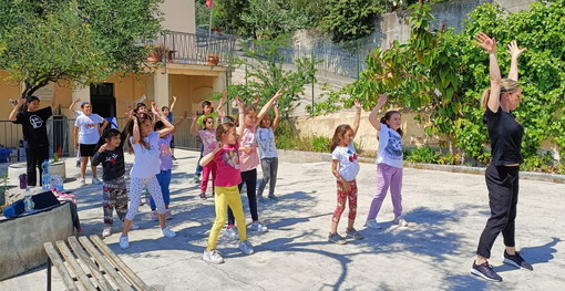 Un anno di gioco e sport a Civezza: i ragazzi delle scuole dicono 'grazie' a tutte le associazioni