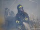 Rogo di sterpaglie a Diano Castello e principio d'incendio a un pullman sul Nava: doppio intervento dei pompieri