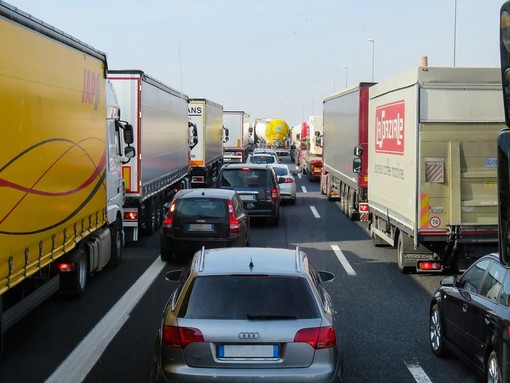 Autostrade: continuano i disagi sulla A10, lunghe code tra Genova Aeroporto e Genova Pegli