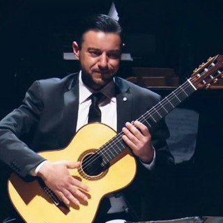Il M° Diego Campagna inaugura il 'Sanremo International Guitar Festival' al Teatro del Casinò di Sanremo