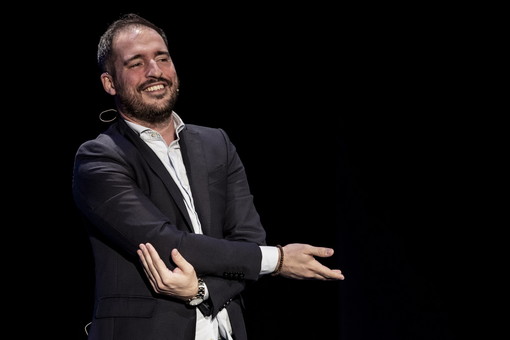 Spettacolo del comico Filippo Caccamo al Teatro Ariston di Sanremo