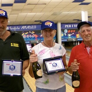 Successo del team 'Gli Storici' nel 24 Challenge di bowling a Diano Castello (foto)